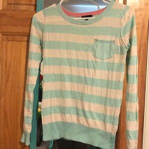 Size S. Blue striped sweater.